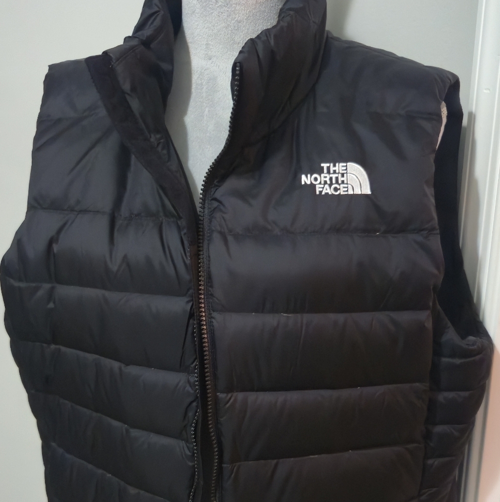 The North Face Women's Black Puffer Vest